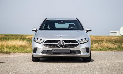 Mercedes-Benz A-Klasse A-Klasse Limousine A-Klasse Limousine A 250 e ( AUTOMAAT / LEDER / CRUISE CONTROLE / CAMERA / CARPLAY