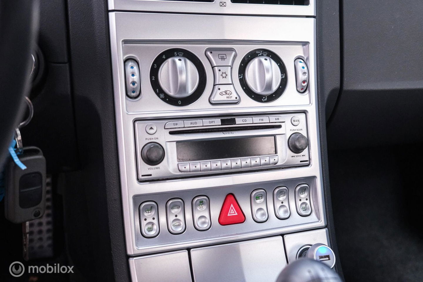 Chrysler Crossfire 3.2 V6 Limited | Handgeschakeld | Zeer mooi | youngtimer | leder |