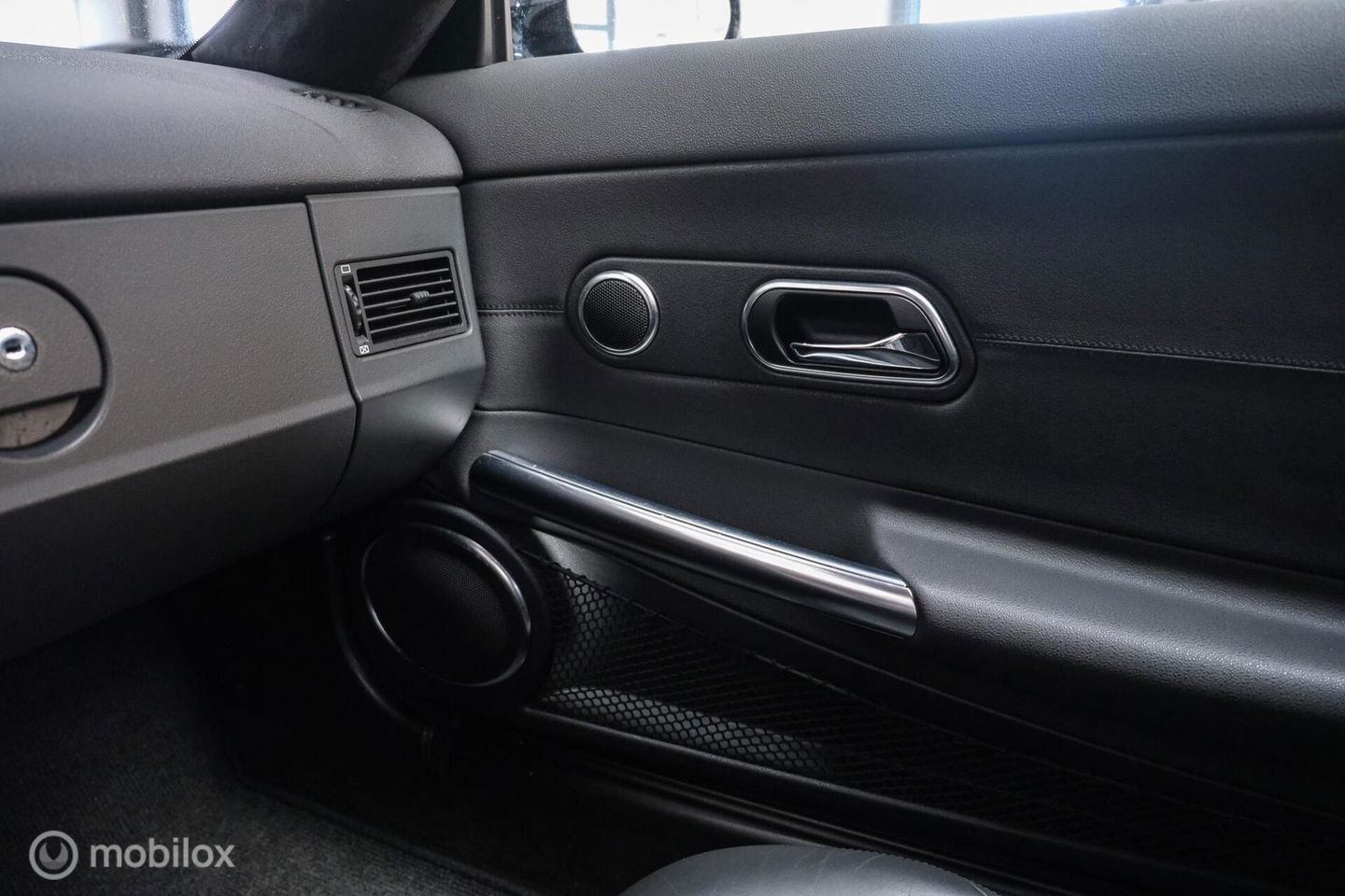 Chrysler Crossfire 3.2 V6 Limited | Handgeschakeld | Zeer mooi | youngtimer | leder |