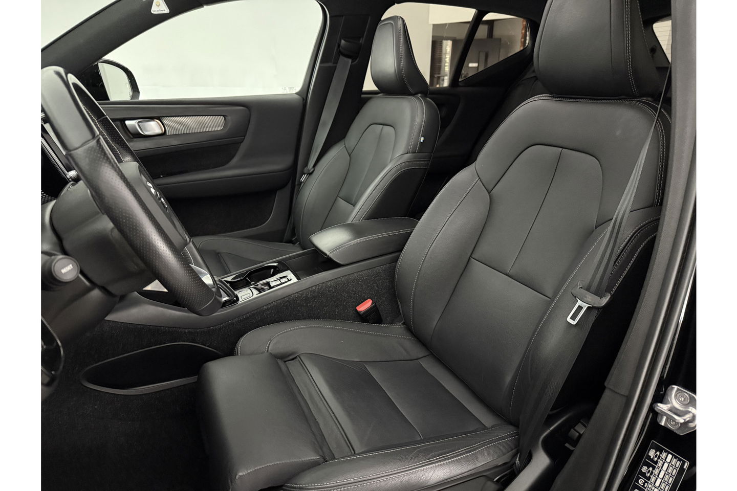 Volvo XC40 1.5 T5 Recharge Inscription 262PK Pano Camera Carplay LED Virtual Clima Cruise Navi Leder PDC 19''LMV