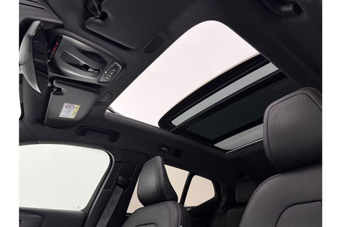 Volvo XC40 1.5 T5 Recharge Inscription 262PK Pano Camera Carplay LED Virtual Clima Cruise Navi Leder PDC 19''LMV