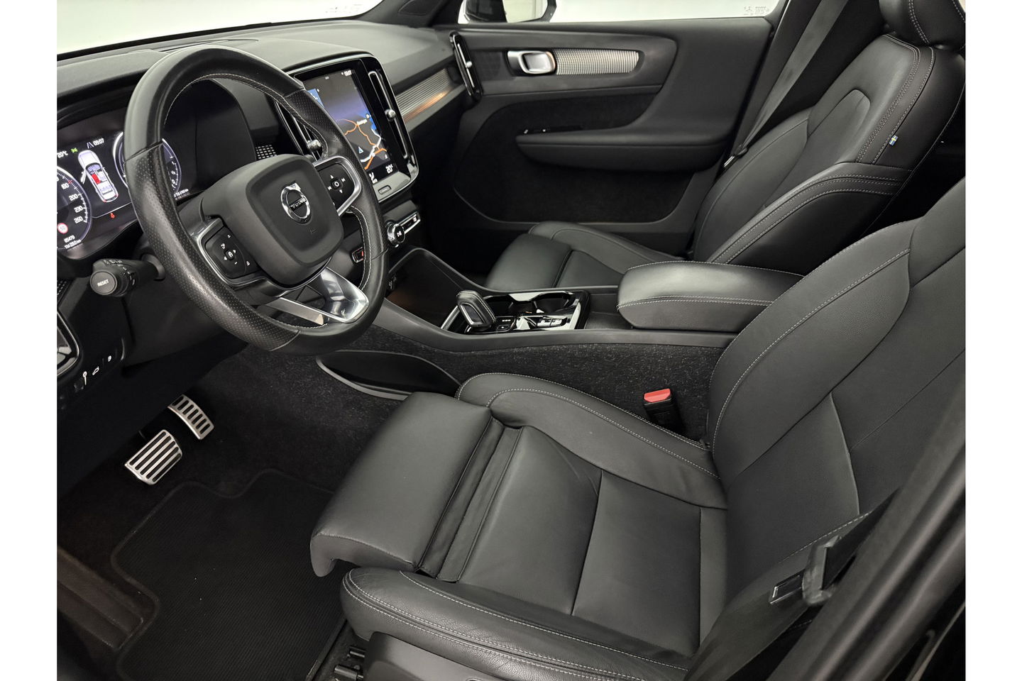 Volvo XC40 1.5 T5 Recharge Inscription 262PK Pano Camera Carplay LED Virtual Clima Cruise Navi Leder PDC 19''LMV
