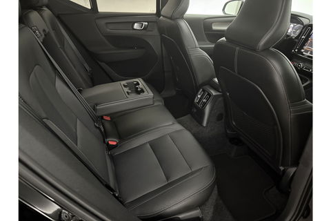 Volvo XC40 1.5 T5 Recharge Inscription 262PK Pano Camera Carplay LED Virtual Clima Cruise Navi Leder PDC 19''LMV