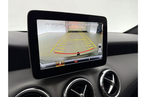 Mercedes-Benz CLA-Klasse 180 AMG Camera Carplay LED Cruise Airco Trekhaak Navi PDC 18"LMV