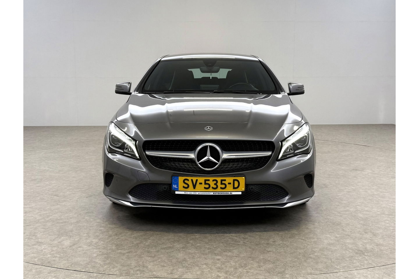 Mercedes-Benz CLA-Klasse 180 AMG Camera Carplay LED Cruise Airco Trekhaak Navi PDC 18"LMV