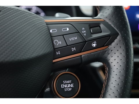CUPRA Formentor 1.4 e-Hybrid VZ 245pk | Sportstuur | Adapt. Cruise | Keyless | Camera | Memory seat | Navi