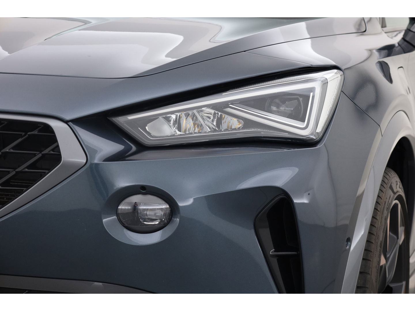 CUPRA Formentor 1.4 e-Hybrid VZ 245pk | Sportstuur | Adapt. Cruise | Keyless | Camera | Memory seat | Navi