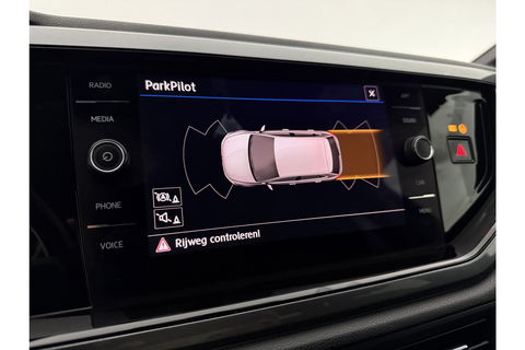 Volkswagen Polo 1.0 TSI R-line LED ACC Carplay Clima Navigatie Parkeersensoren 16"LMV