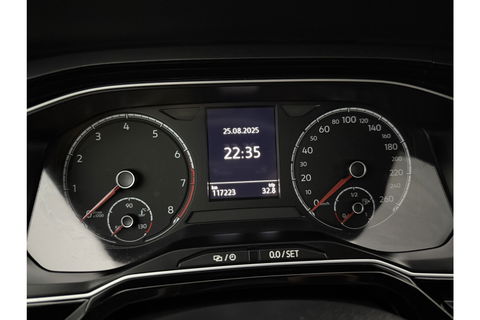 Volkswagen Polo 1.0 TSI R-line LED ACC Carplay Clima Navigatie Parkeersensoren 16"LMV