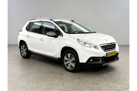 Peugeot 2008 1.2 VTi Allure Clima Cruise LED Sfeerverlichting Trekhaak Navi PDC 16"LMV