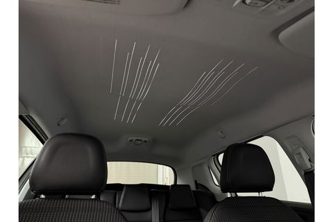 Peugeot 2008 1.2 VTi Allure Clima Cruise LED Sfeerverlichting Trekhaak Navi PDC 16"LMV