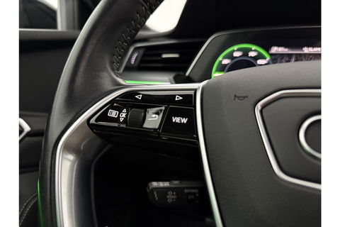 Audi e-tron 50 Quattro 313PK 71 kWh Pano LED ACC Sfeer Memory Camera Clima Leder Navi Virtual PDC 20"LMV