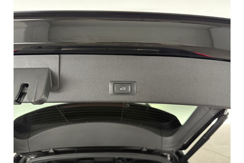 Audi e-tron 50 Quattro 313PK 71 kWh Pano LED ACC Sfeer Memory Camera Clima Leder Navi Virtual PDC 20"LMV