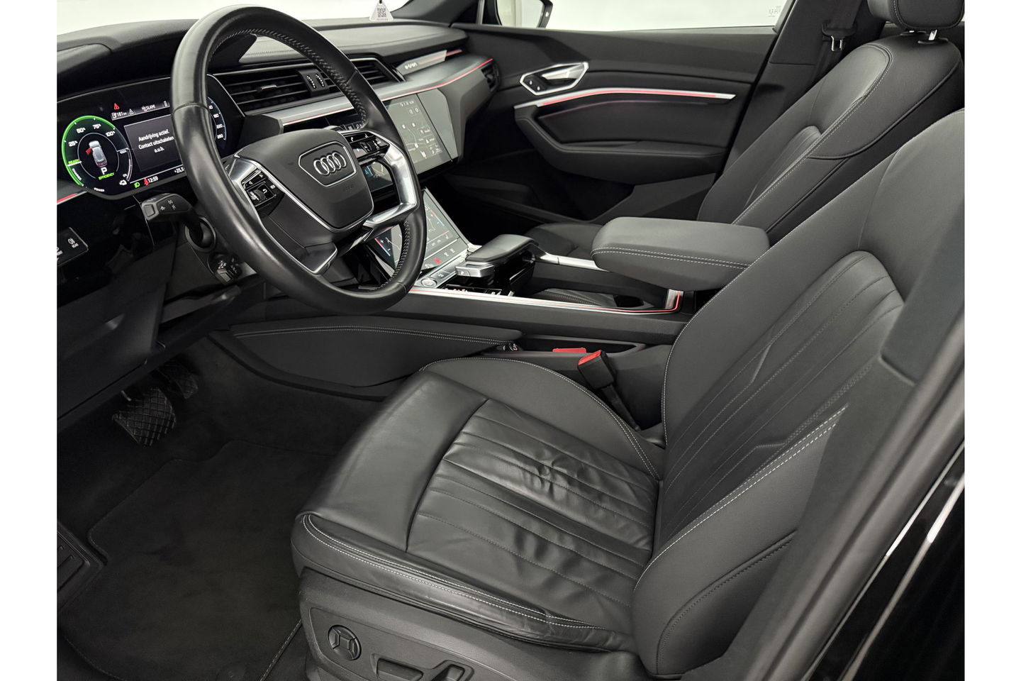 Audi e-tron 50 Quattro 313PK 71 kWh Pano LED ACC Sfeer Memory Camera Clima Leder Navi Virtual PDC 20"LMV