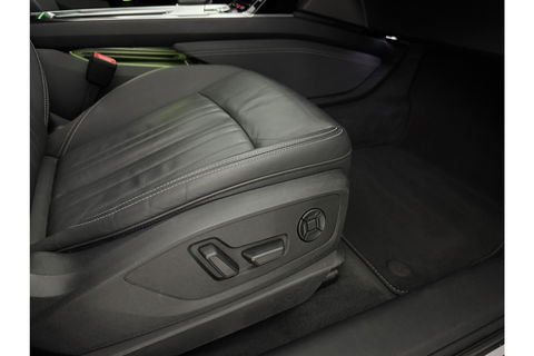 Audi e-tron 50 Quattro 313PK 71 kWh Pano LED ACC Sfeer Memory Camera Clima Leder Navi Virtual PDC 20"LMV