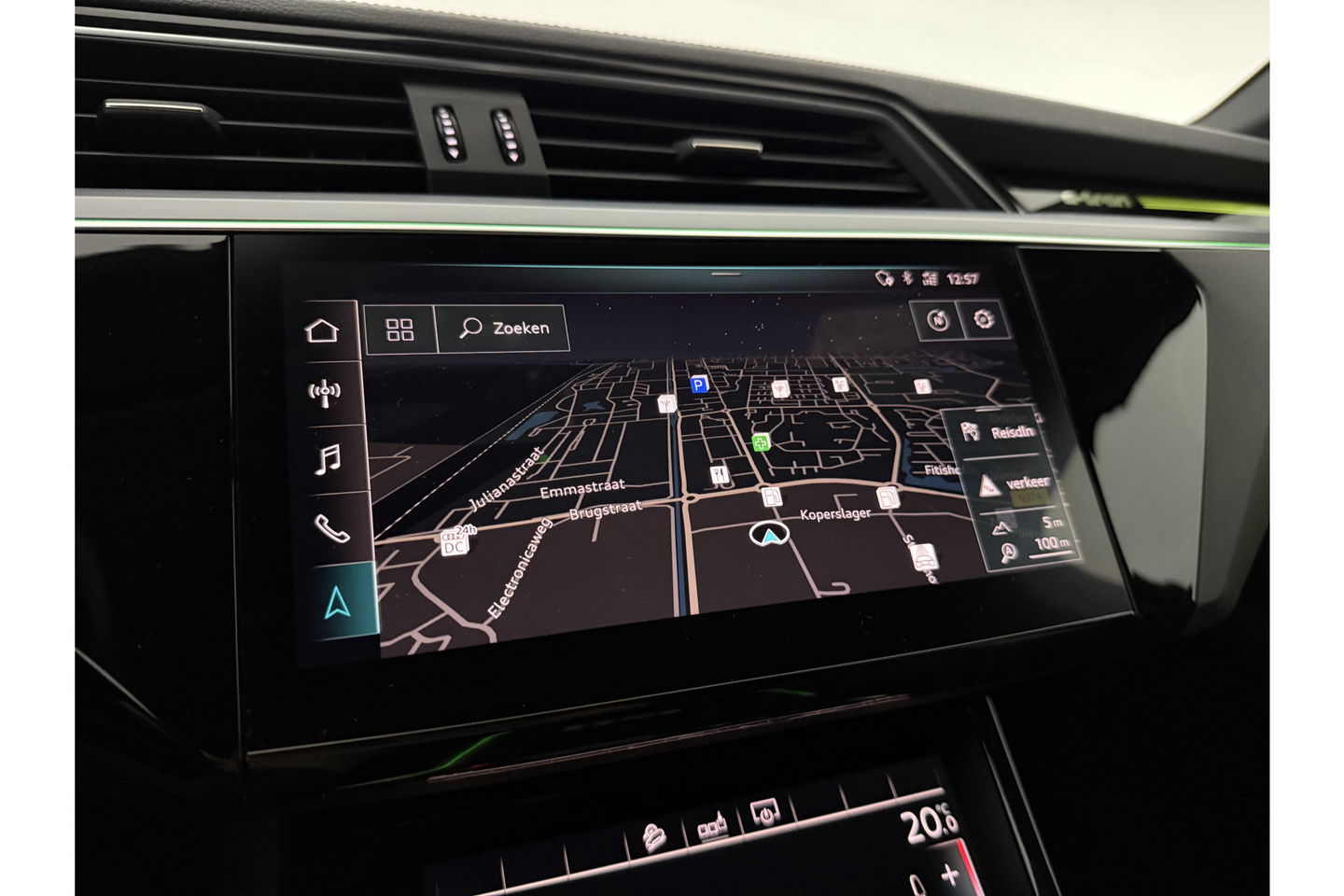 Audi e-tron 50 Quattro 313PK 71 kWh Pano LED ACC Sfeer Memory Camera Clima Leder Navi Virtual PDC 20"LMV