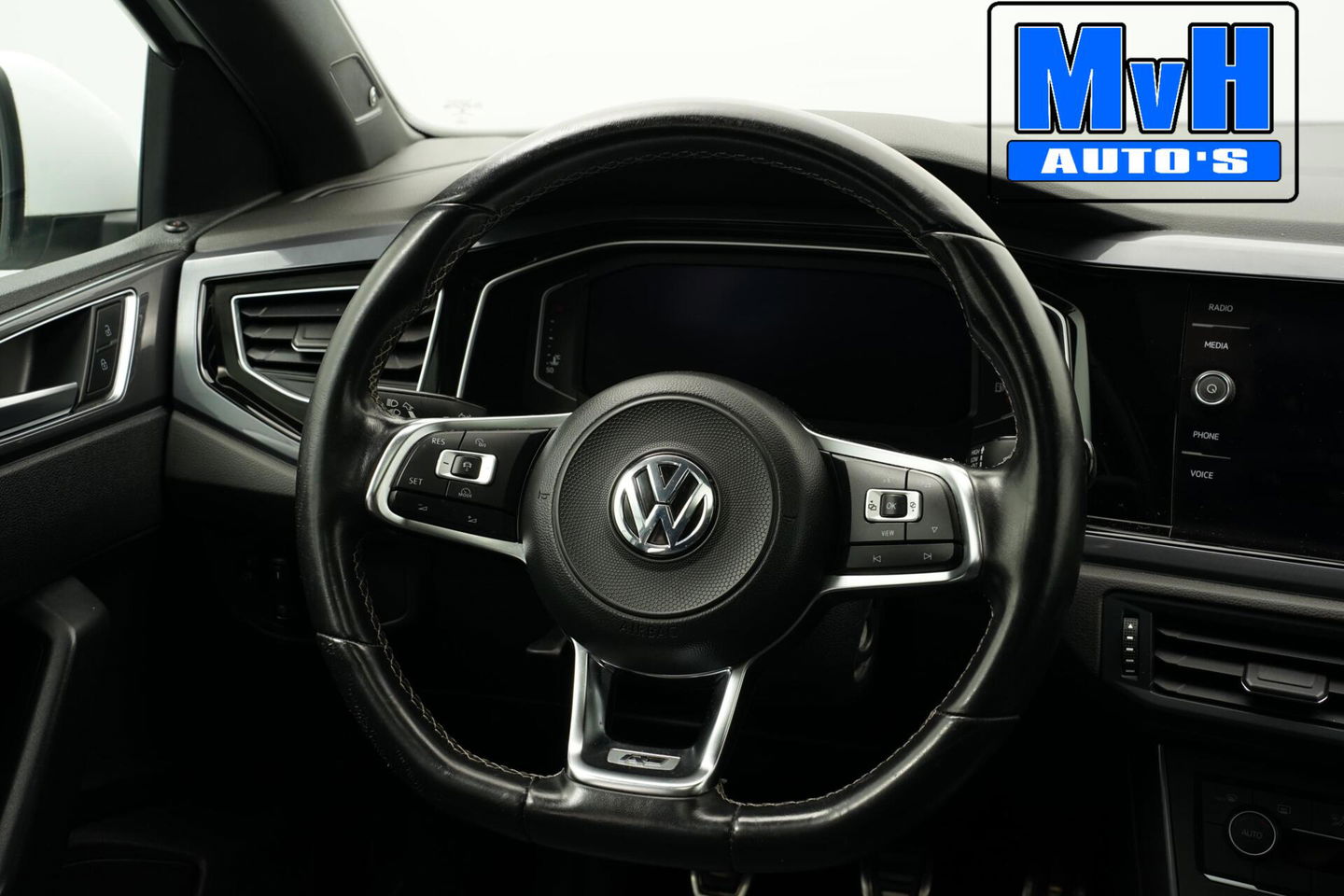 Volkswagen Polo 1.0 TSI R-Line|PANO|VIRTUAL|LED|NAP|TREKHAAK