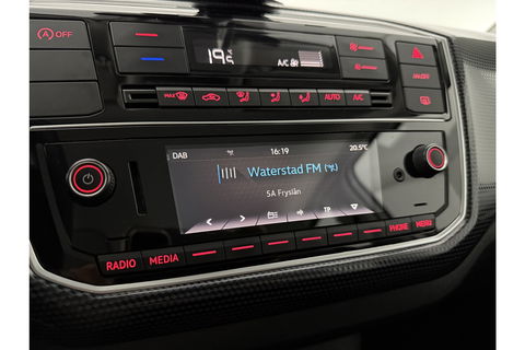 Volkswagen up! 1.0 Camera LED Airco Cruise Navigatie Parkeersensoren