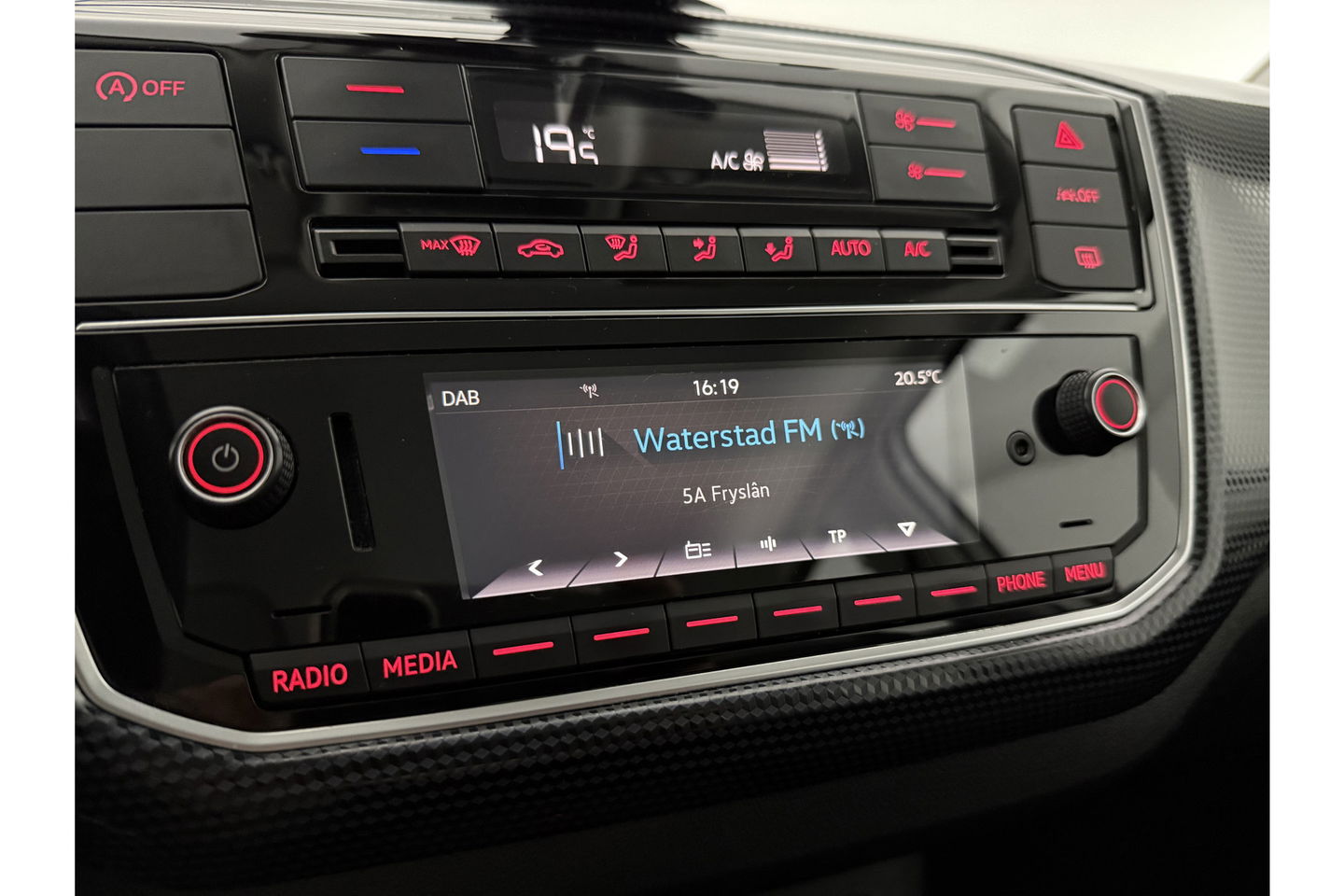 Volkswagen up! 1.0 Camera LED Airco Cruise Navigatie Parkeersensoren