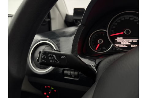 Volkswagen up! 1.0 Camera LED Airco Cruise Navigatie Parkeersensoren