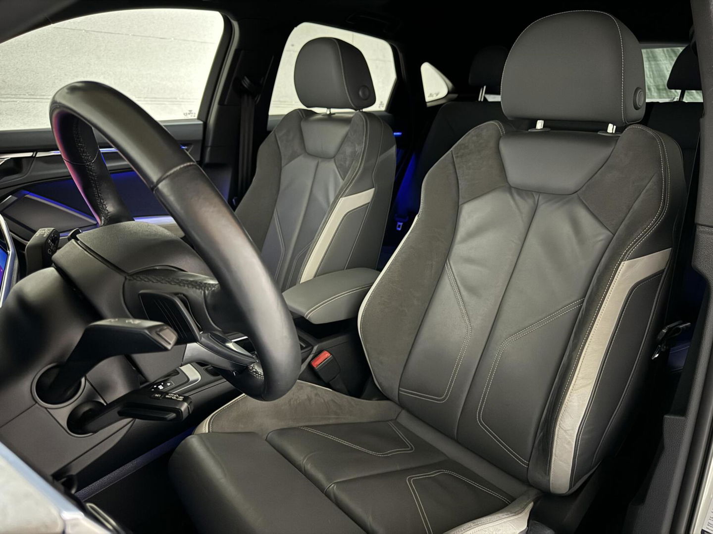 Audi Q3 Sportback 45 TFSI e Black Edition S-Line Pano B&O 360° Memory Leer