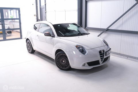Alfa Romeo MiTo 0.9 TwinAir Racer | Navigatie | PDC | NL auto NAP | Cruisecontrol | Climatecontrol |