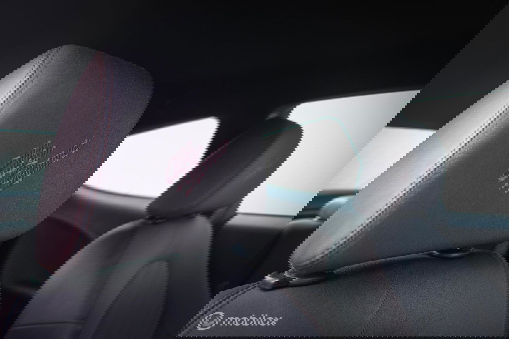 Alfa Romeo MiTo 0.9 TwinAir Racer | Navigatie | PDC | NL auto NAP | Cruisecontrol | Climatecontrol |