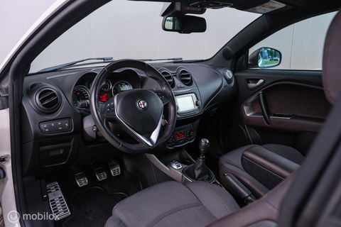Alfa Romeo MiTo 0.9 TwinAir Racer | Navigatie | PDC | NL auto NAP | Cruisecontrol | Climatecontrol |