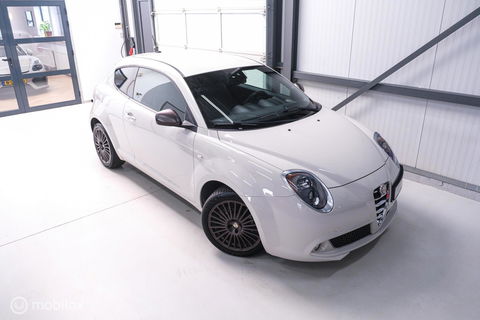 Alfa Romeo MiTo 0.9 TwinAir Racer | Navigatie | PDC | NL auto NAP | Cruisecontrol | Climatecontrol |