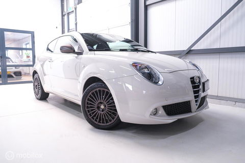 Alfa Romeo MiTo 0.9 TwinAir Racer | Navigatie | PDC | NL auto NAP | Cruisecontrol | Climatecontrol |