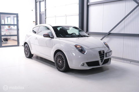 Alfa Romeo MiTo 0.9 TwinAir Racer | Navigatie | PDC | NL auto NAP | Cruisecontrol | Climatecontrol |