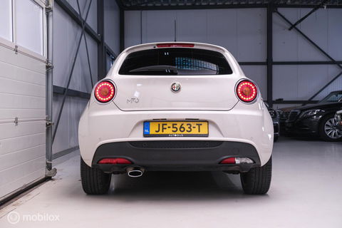 Alfa Romeo MiTo 0.9 TwinAir Racer | Navigatie | PDC | NL auto NAP | Cruisecontrol | Climatecontrol |