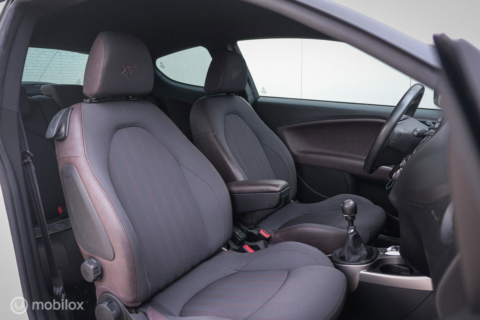 Alfa Romeo MiTo 0.9 TwinAir Racer | Navigatie | PDC | NL auto NAP | Cruisecontrol | Climatecontrol |