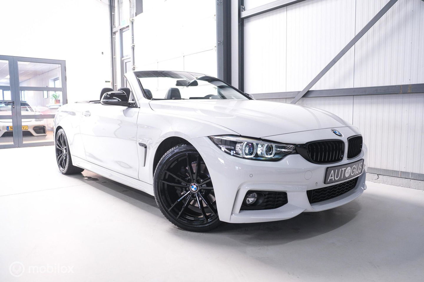 BMW 4 Serie Cabrio 430i High Executive 252 pk LCI | M sport | Flippers | LED | Navipro | Rijklaarprijs |