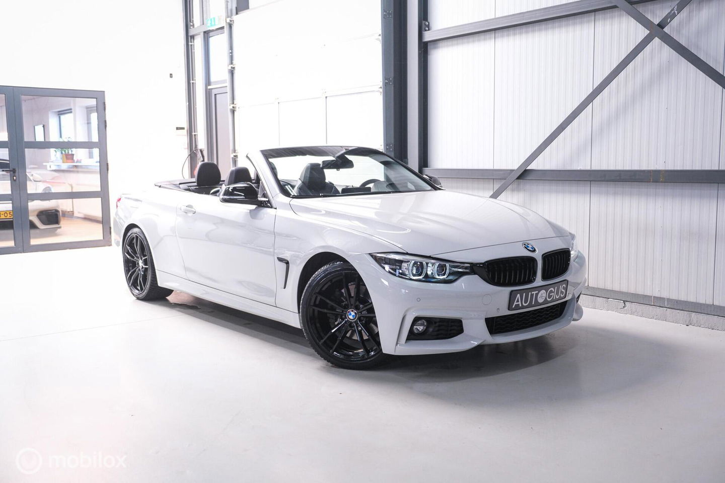 BMW 4 Serie Cabrio 430i High Executive 252 pk LCI | M sport | Flippers | LED | Navipro | Rijklaarprijs |