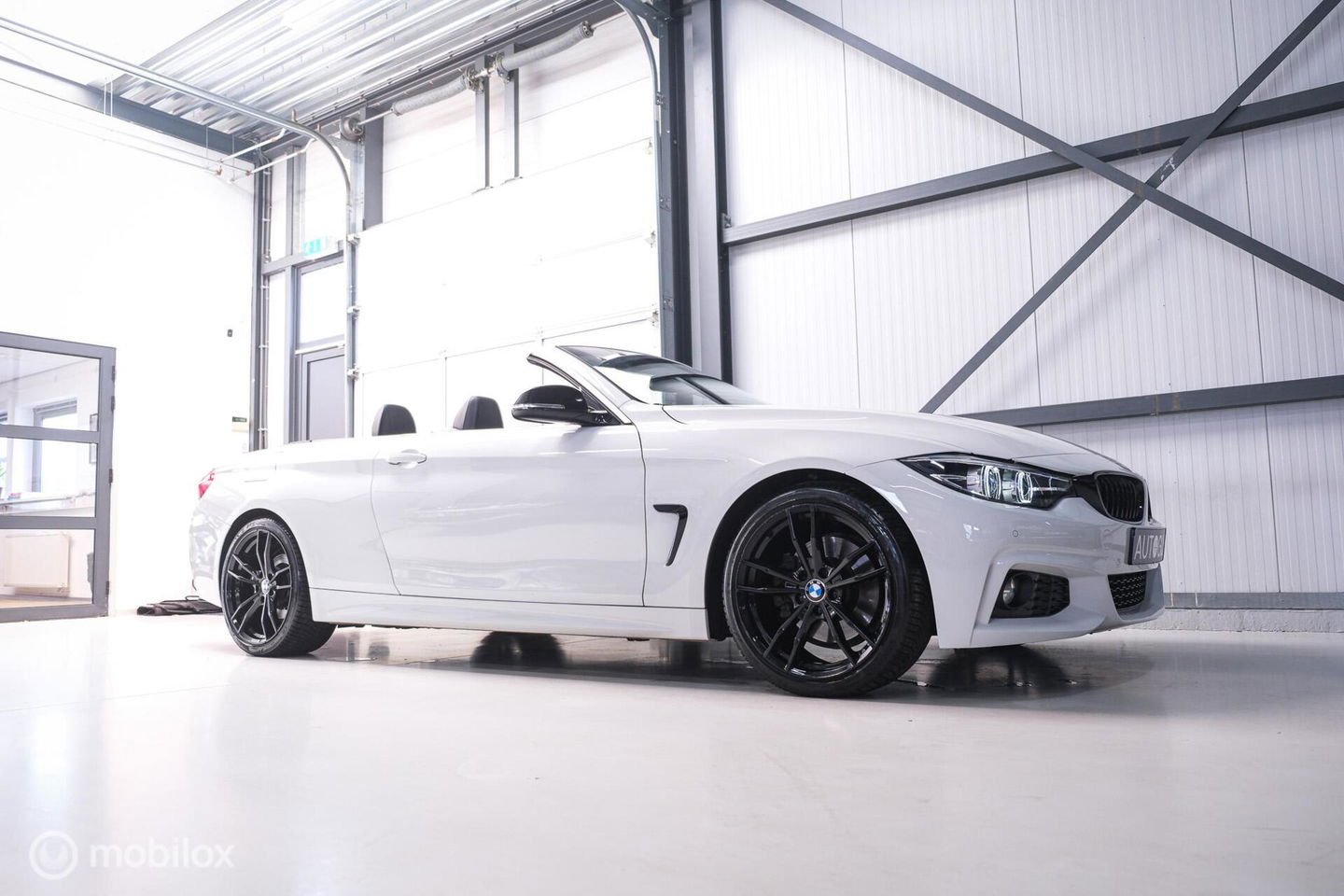 BMW 4 Serie Cabrio 430i High Executive 252 pk LCI | M sport | Flippers | LED | Navipro | Rijklaarprijs |