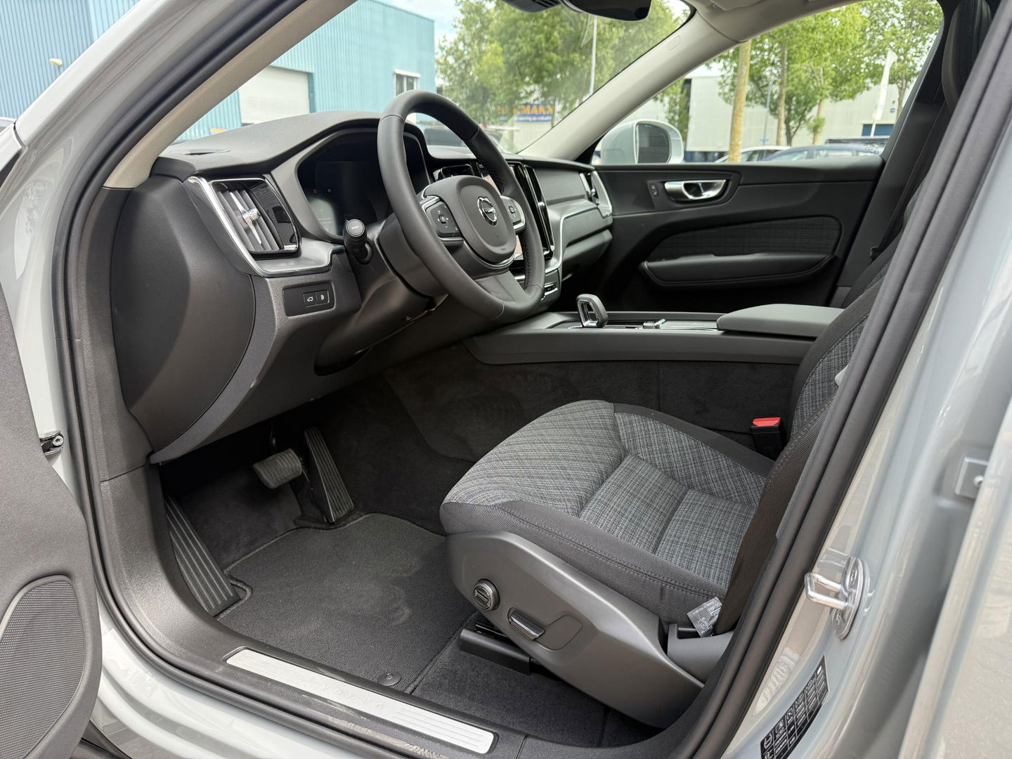 Volvo XC60 2.0 T6 Plug-in hybrid AWD Plus Bright