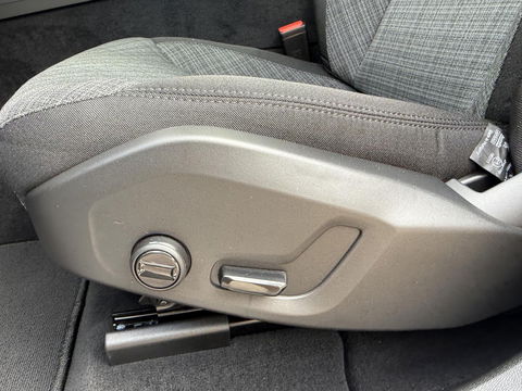 Volvo XC60 2.0 T6 Plug-in hybrid AWD Plus Bright