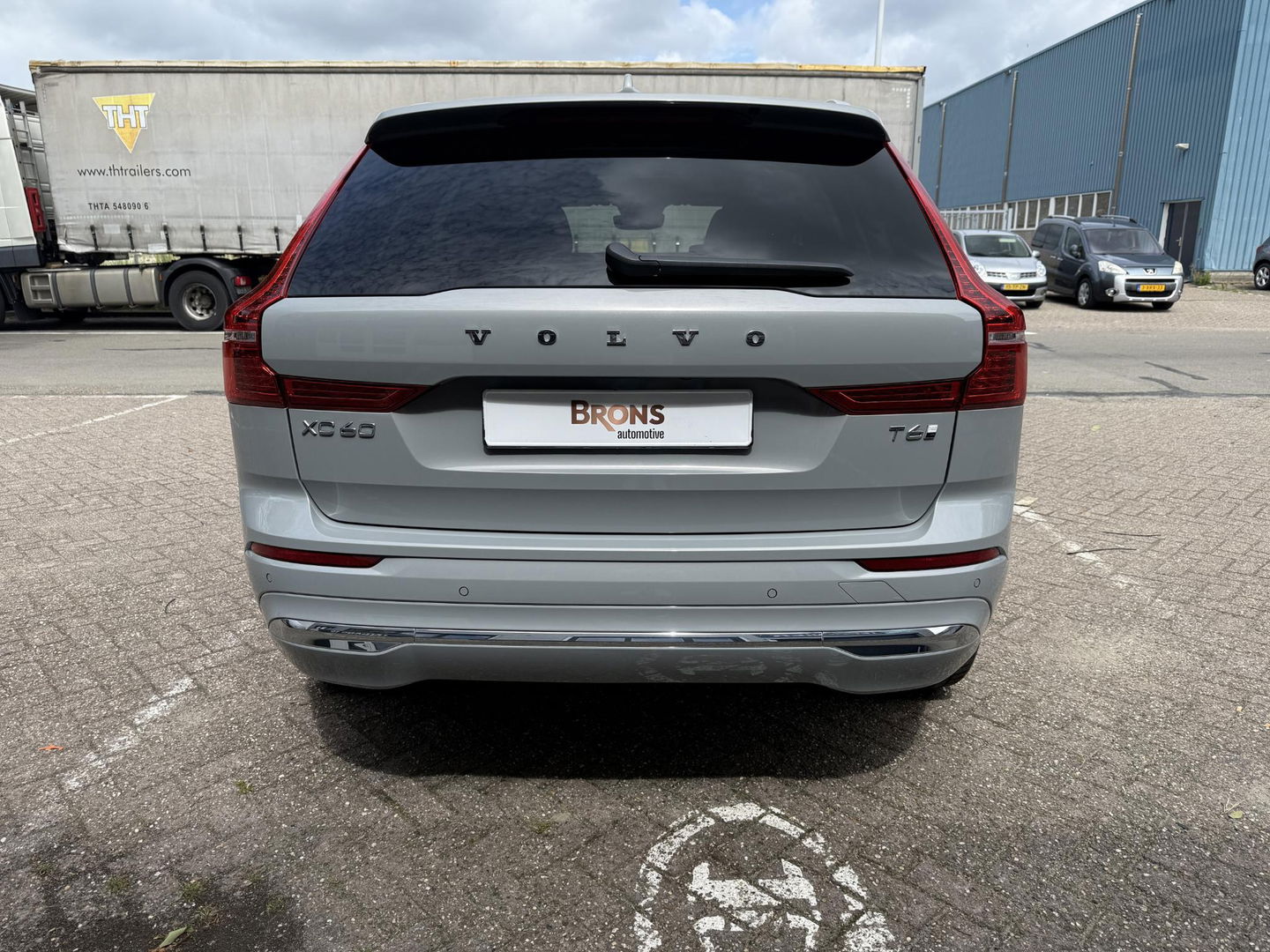 Volvo XC60 2.0 T6 Plug-in hybrid AWD Plus Bright