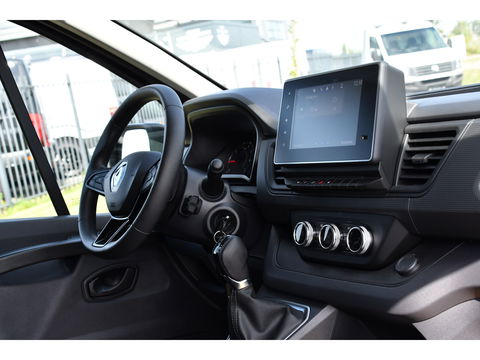 Renault Trafic 2.0 Blue dCi 170 L2H1 DC Black Edition Cruise, Carplay, 170pk, 2 x Schuifdeur, Multimedia, Automaat, Sensoren, Uniek!