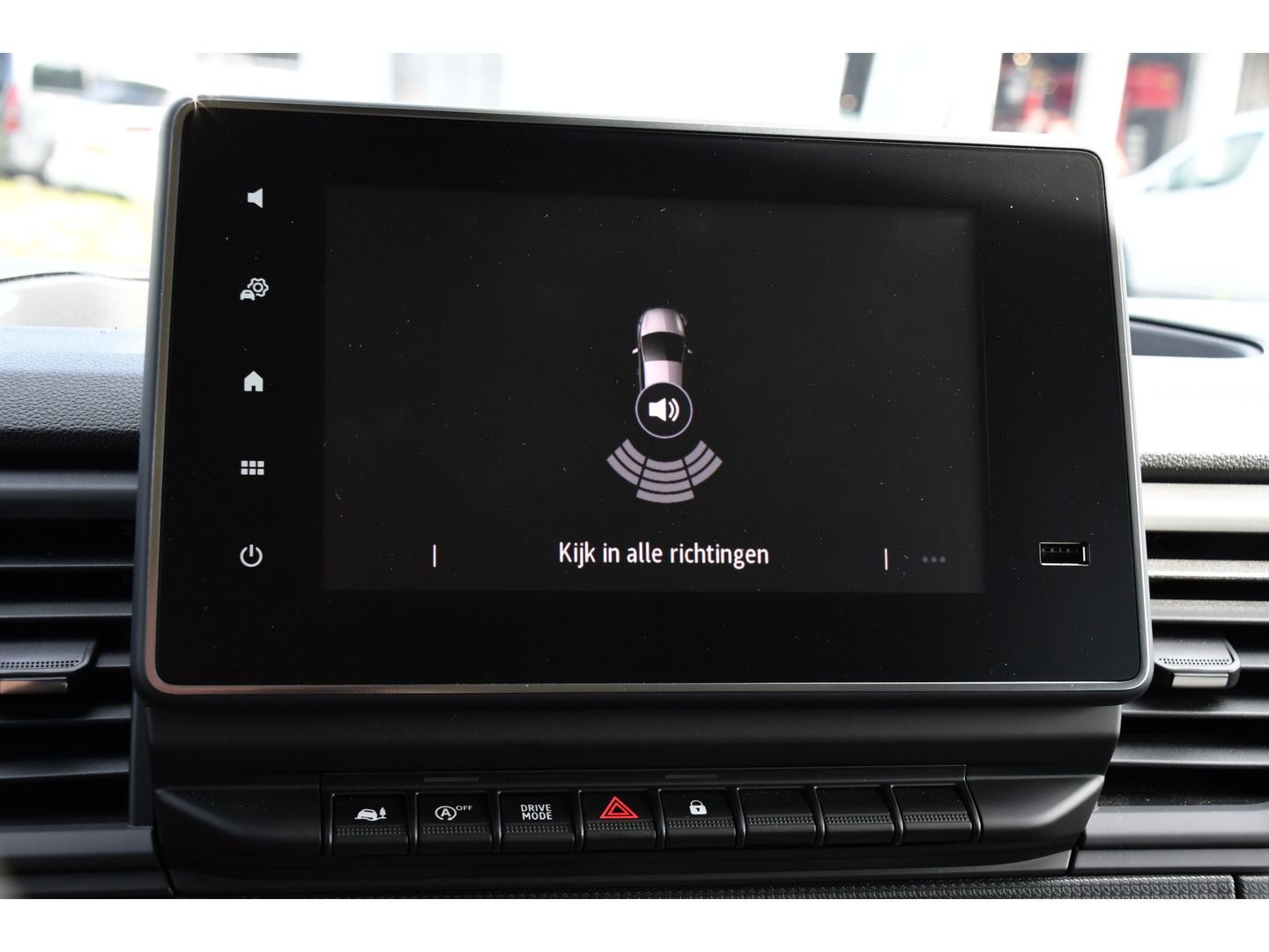 Renault Trafic 2.0 Blue dCi 170 L2H1 DC Black Edition Cruise, Carplay, 170pk, 2 x Schuifdeur, Multimedia, Automaat, Sensoren, Uniek!