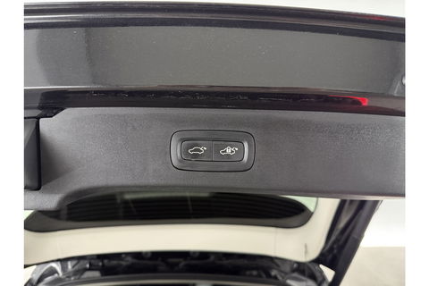 Lynk Co 01 1.5 262PK Pano 360 Camera Sfeer Memory LED ACC Virtual Carplay Clima Navi PDC 20"LMV