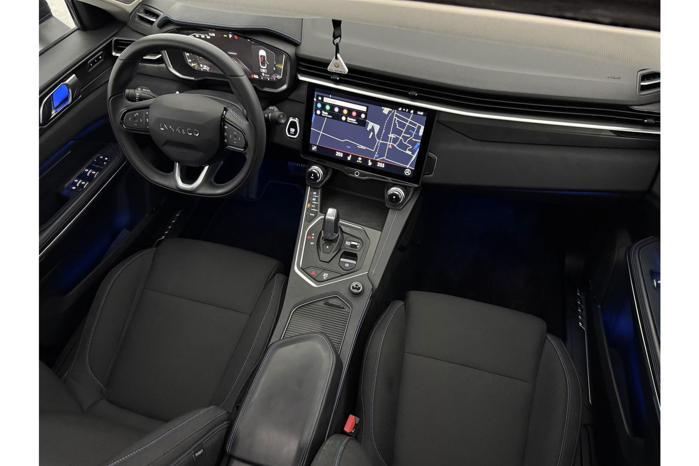 Lynk Co 01 1.5 262PK Pano 360 Camera Sfeer Memory LED ACC Virtual Carplay Clima Navi PDC 20"LMV