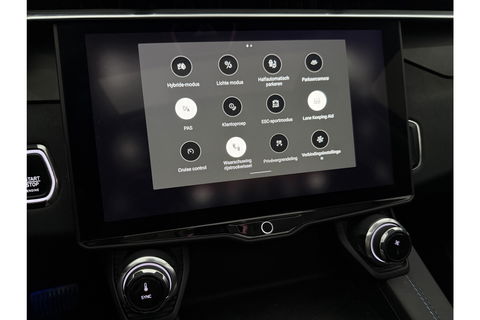 Lynk Co 01 1.5 262PK Pano 360 Camera Sfeer Memory LED ACC Virtual Carplay Clima Navi PDC 20"LMV