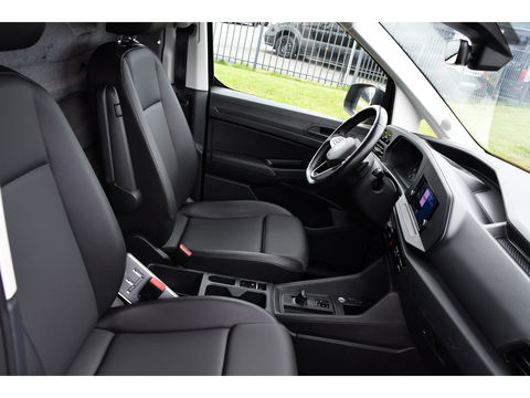 Volkswagen Caddy Cargo 2.0 TDI Exclusive Black Edition Adaptieve Cruise, Carplay, 2 x Schuifdeur, LED, Trekhaak, Leder, 122PK, Automaat, Uniek!