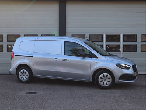 Mercedes-Benz eCitan 112 Pro L2 Lang - 51 kWh AC 22 kWh Laden - Trekhaak - A.Ruiten