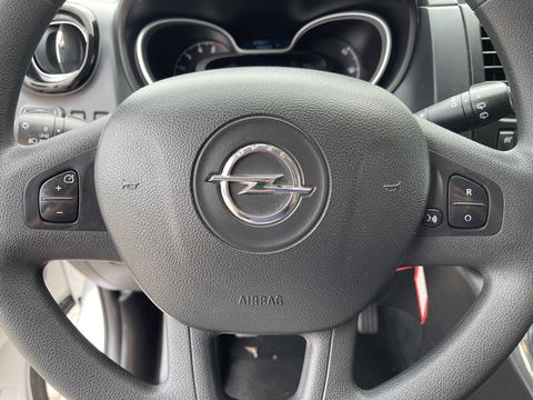 Opel Vivaro Combi 1.6 CDTI 125pk L2H1 BiTurbo ecoFLEX / 9 persoons / vaste prijs rijklaar € 21.950 incl btw bpm / euro 6 diesel / isofix / airco / cruise / navigatie / zilver metallic