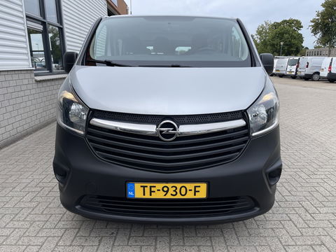 Opel Vivaro Combi 1.6 CDTI 125pk L2H1 BiTurbo ecoFLEX / 9 persoons / vaste prijs rijklaar € 21.950 incl btw bpm / euro 6 diesel / isofix / airco / cruise / navigatie / zilver metallic