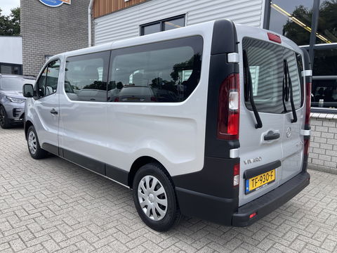 Opel Vivaro Combi 1.6 CDTI 125pk L2H1 BiTurbo ecoFLEX / 9 persoons / vaste prijs rijklaar € 21.950 incl btw bpm / euro 6 diesel / isofix / airco / cruise / navigatie / zilver metallic