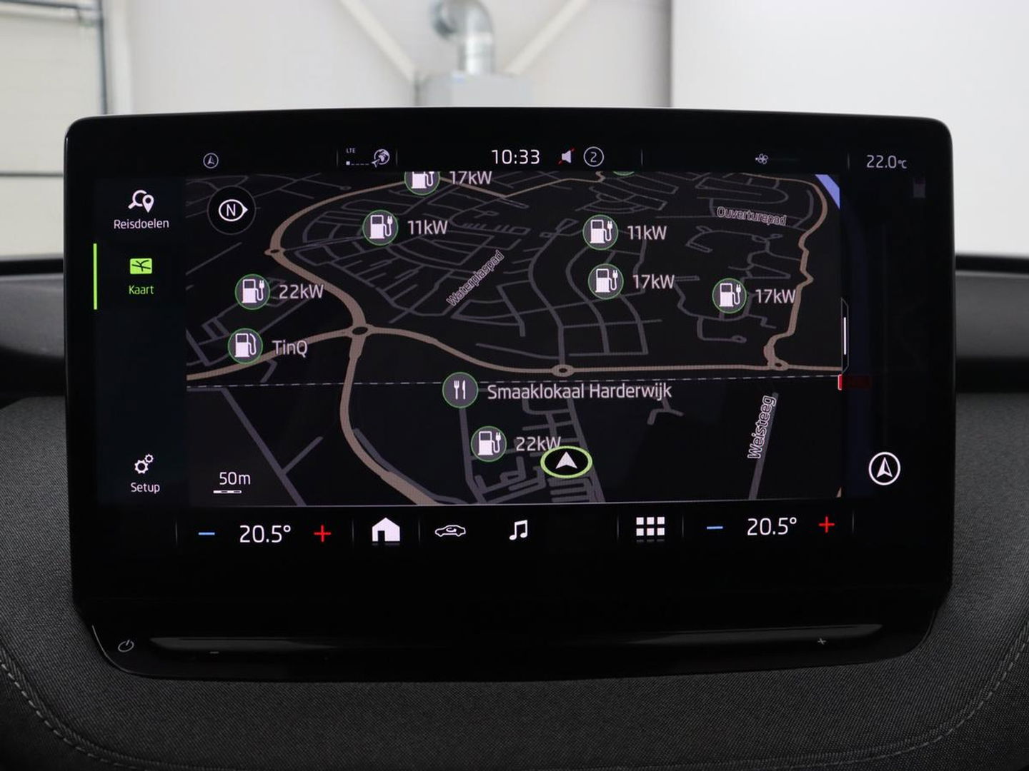 Škoda Enyaq iV 60 | Camera | Carplay | Keyless | Half leder | Navigatie | Full LED | Climate control | Cruise control | Parkeerhulp | Getint glas